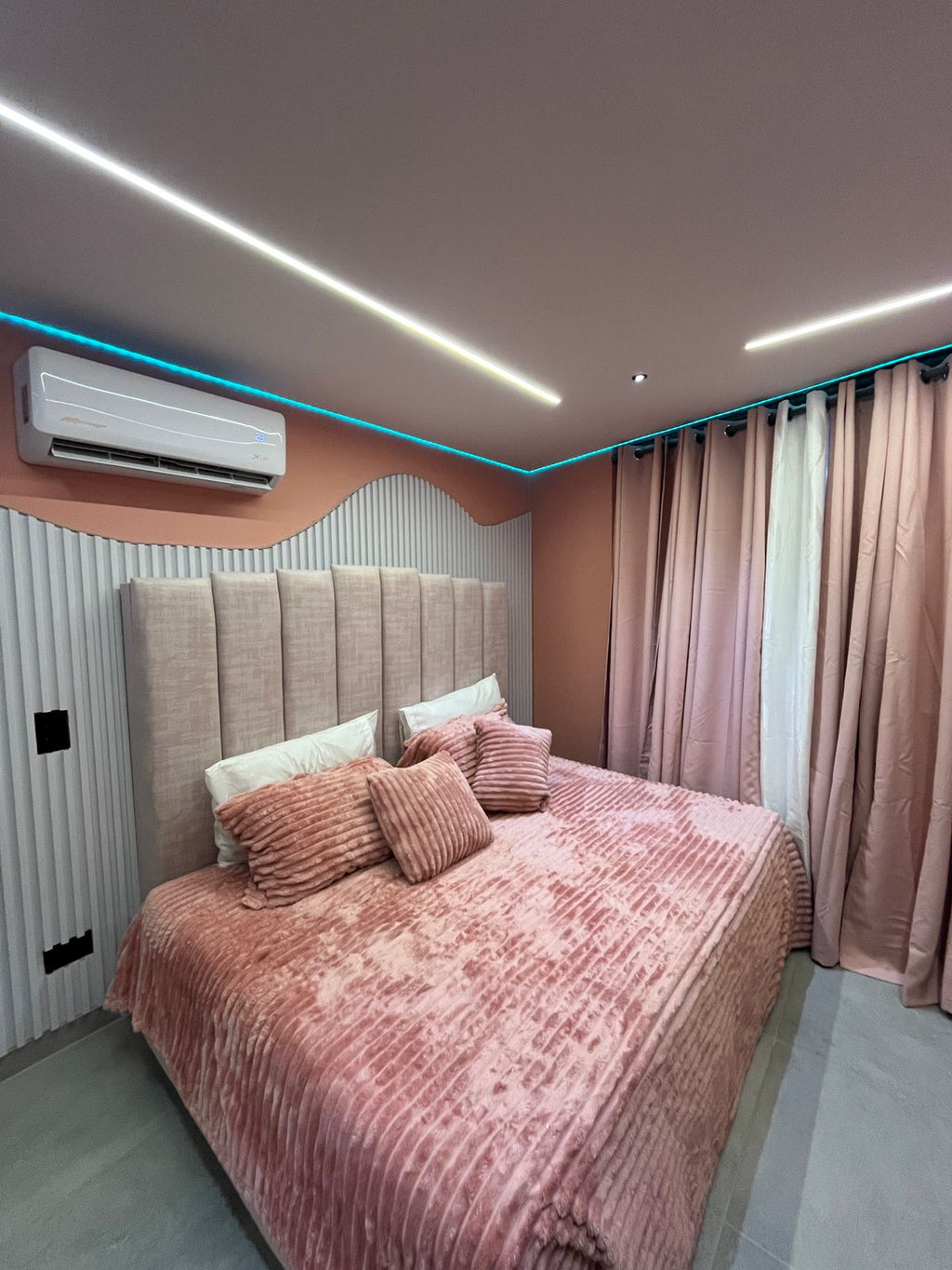 SUITE | ROSE VELVET